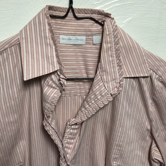 Pink striped dress shirt - Picture 2 of 3